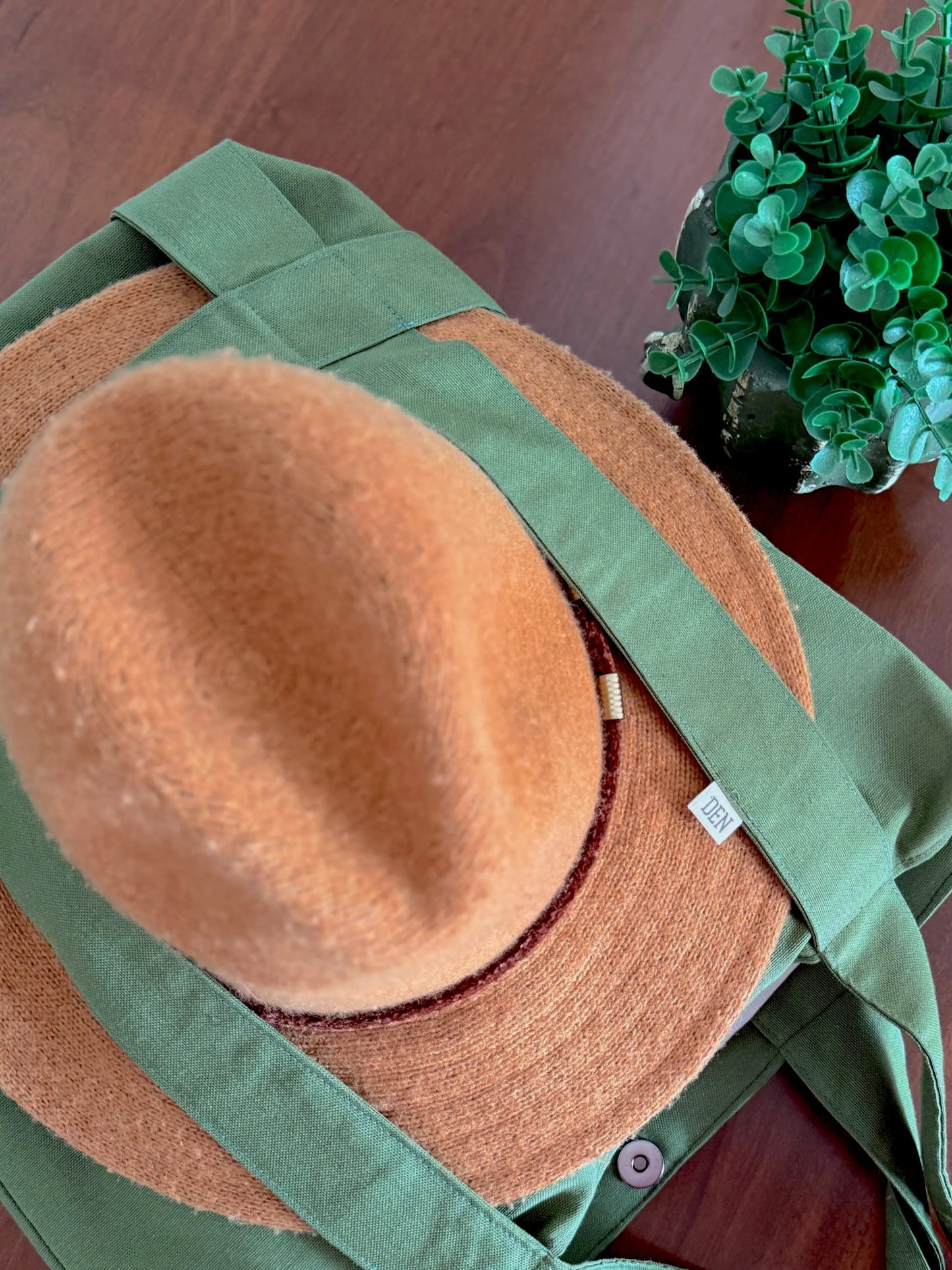 hatbag CloudsoftheDEN