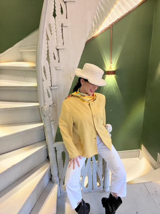 White cake hat